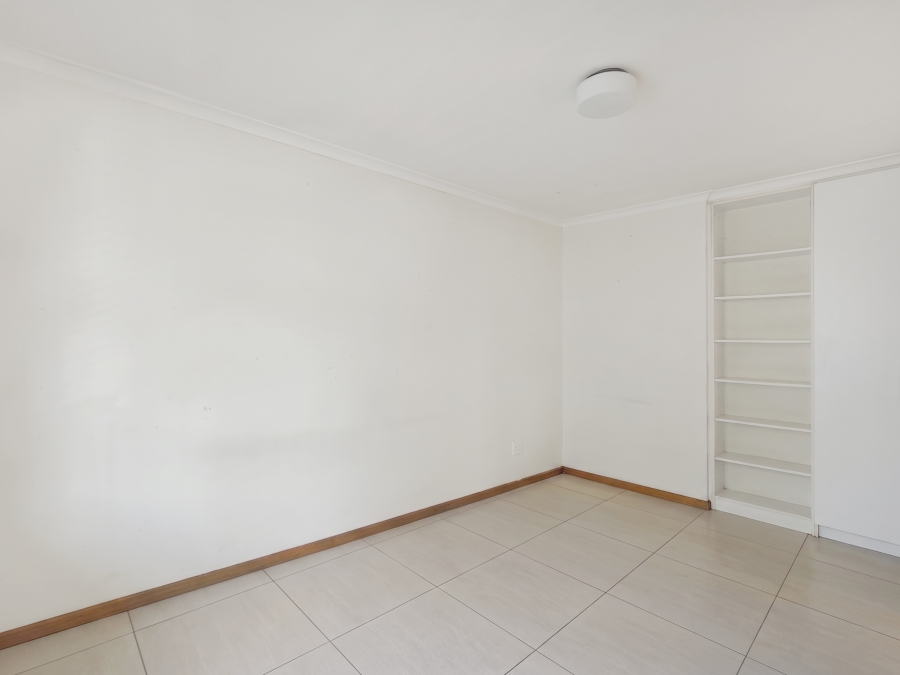 3 Bedroom Property for Sale in Zonnebloem Western Cape